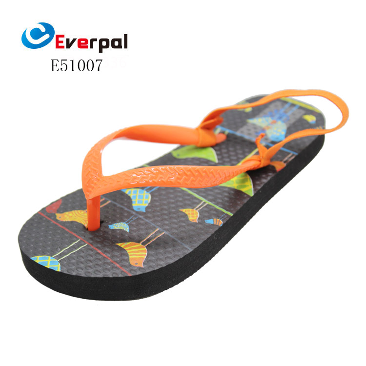 Quare haedos 'flip flops essential omne pueri vestium?