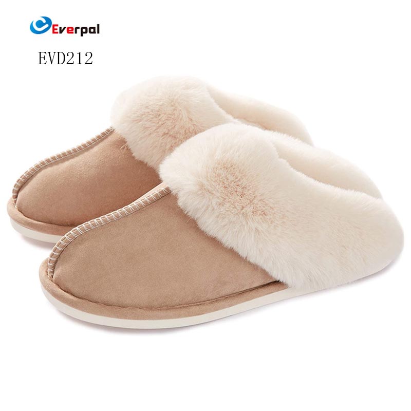 Womens Fuzzy Soleas